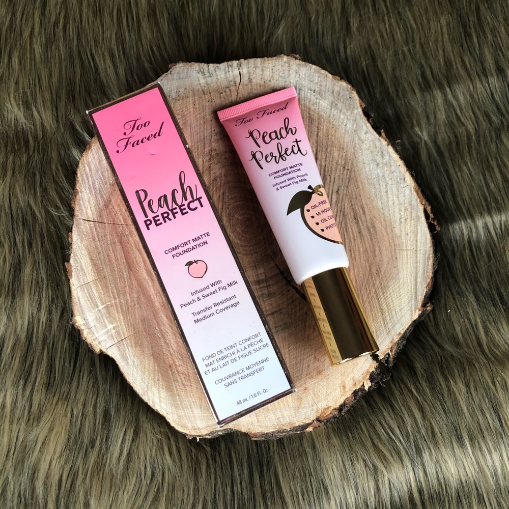 Too Faced Seashell Peach Perfect Foundation